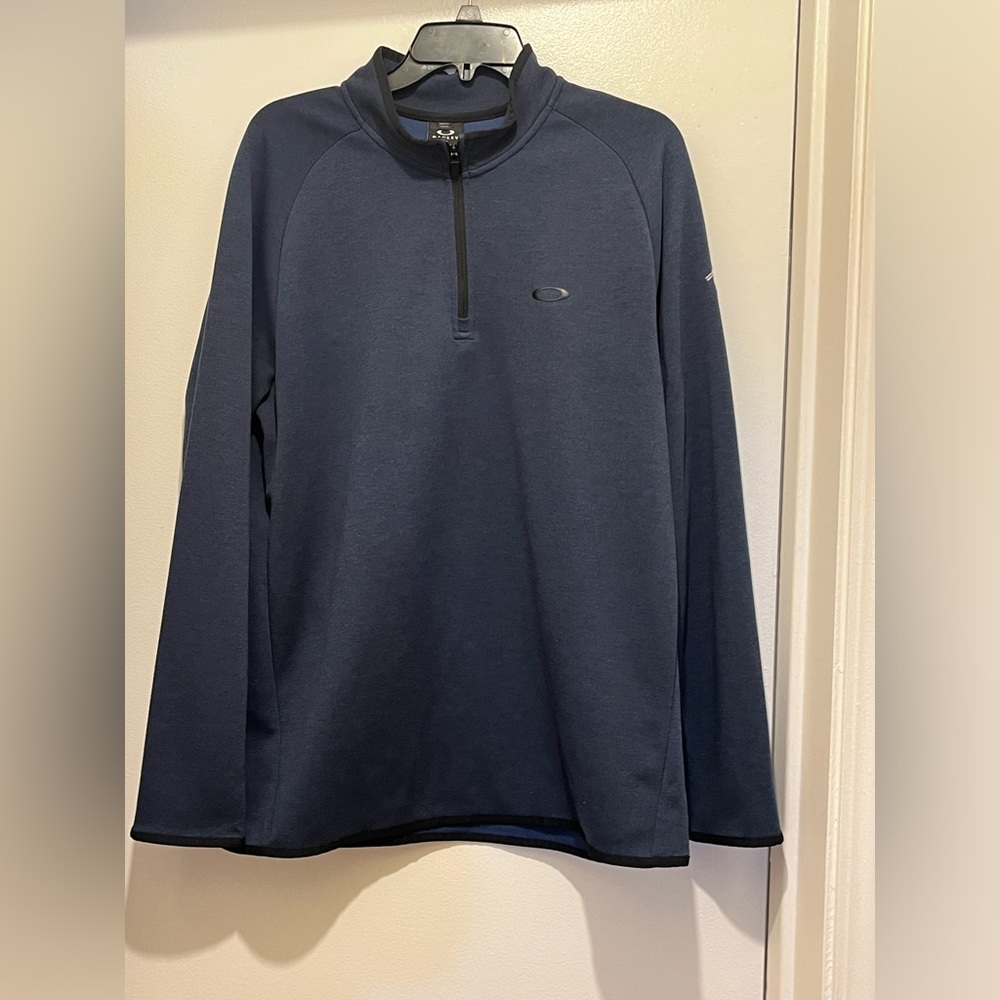 Oakley Men's Navy Sweater- Red Hawk Ridge Castle Rock (golf course)